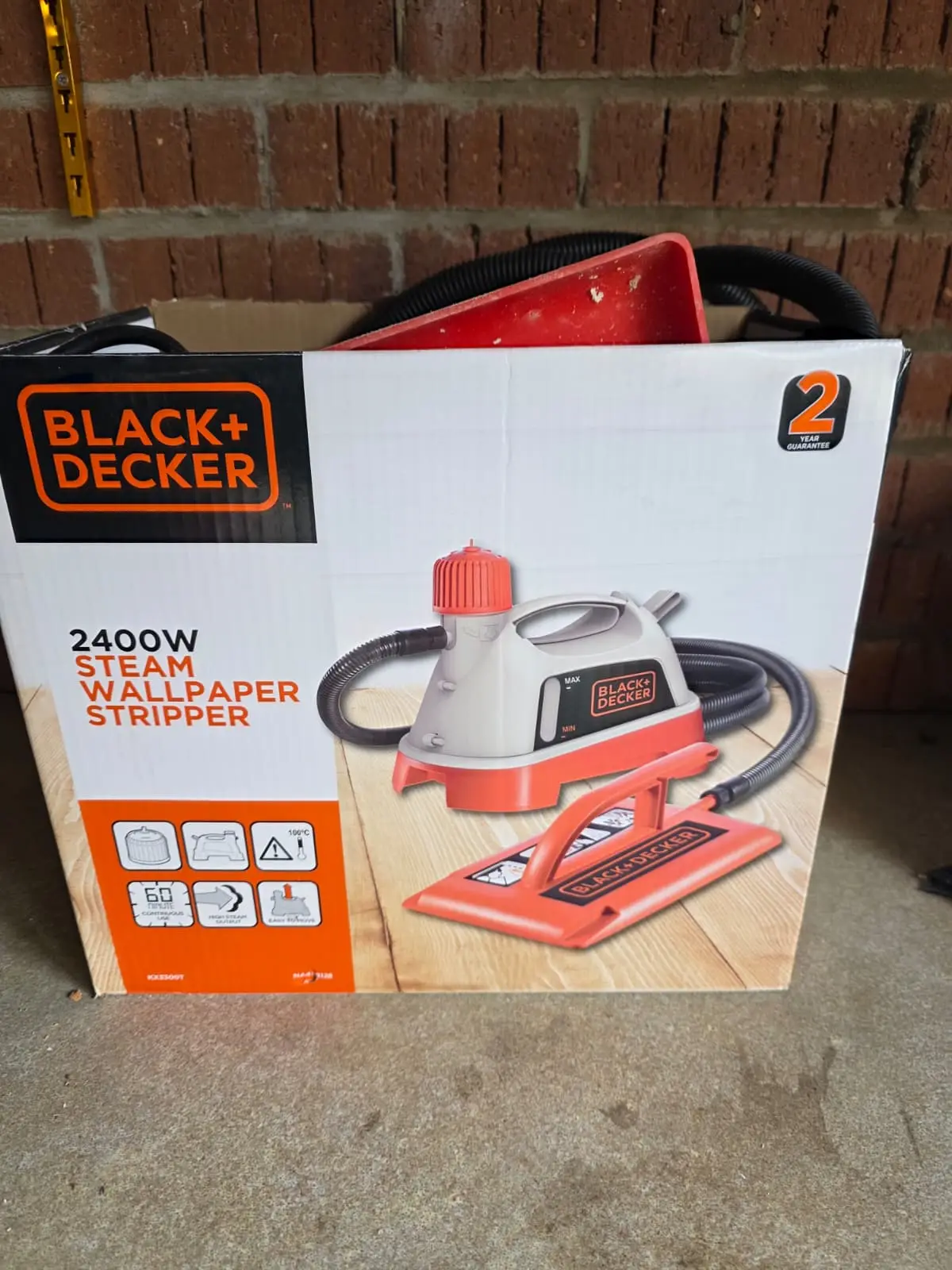 Black & Decker Steam Wallpaper Stripper
